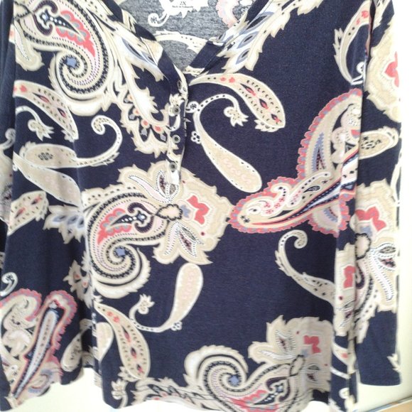 Croft and Barrow Soft 3/4 Sleeve 100% Cotton T Shirt with 4 Metallic Buttons - Picture 2 of 6